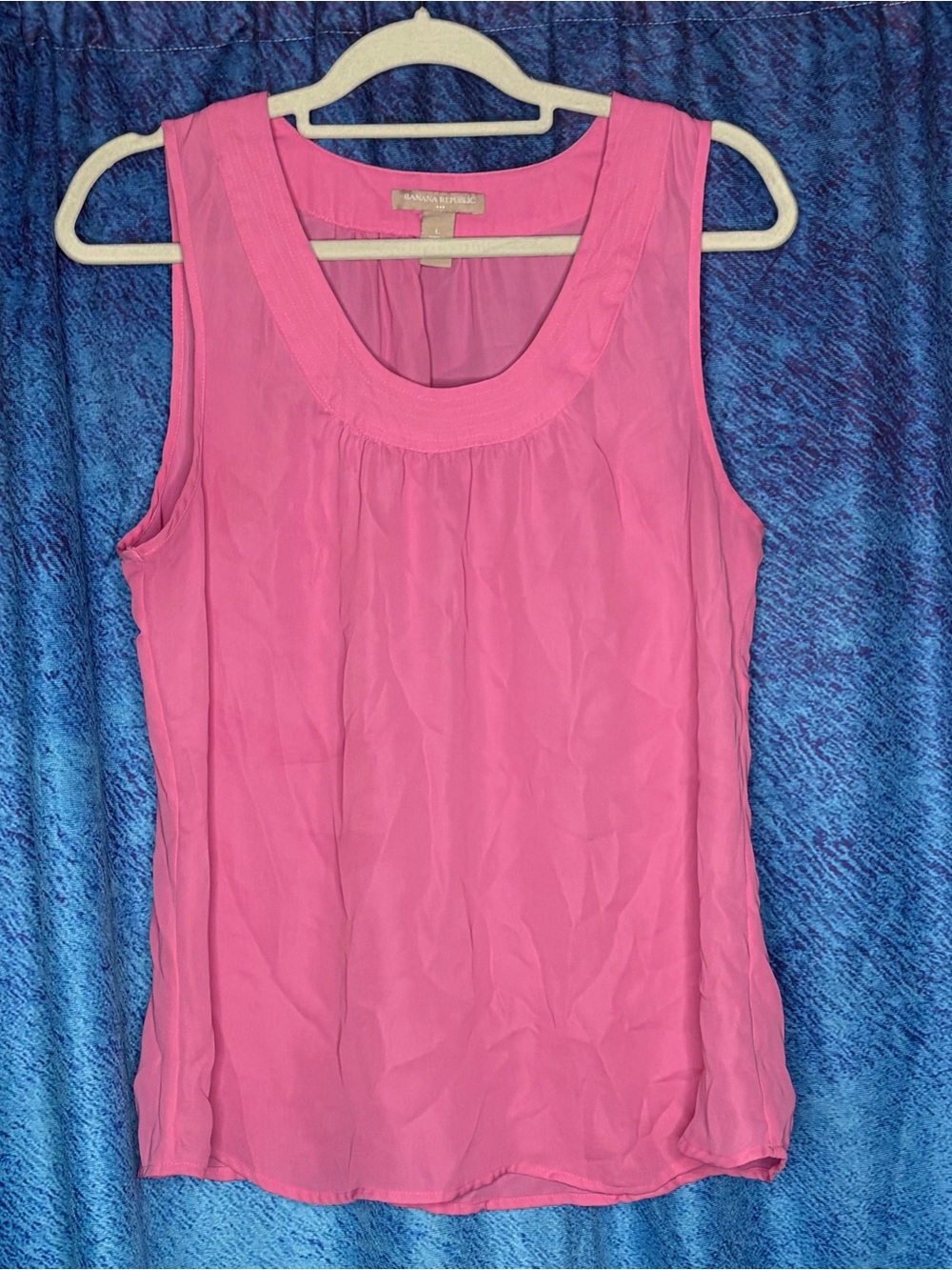 Banana Republic Hot Pink Scoop Neck Sleeveless Camisole